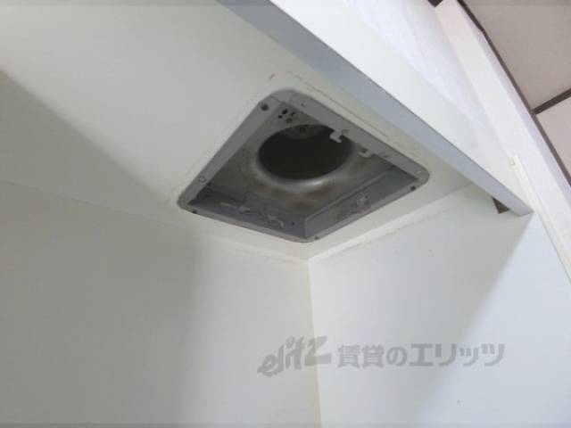 キッチン　換気扇