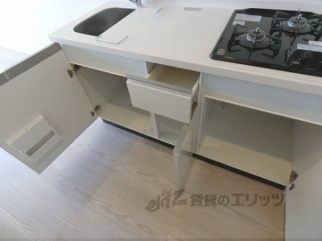 キッチン　下部収納