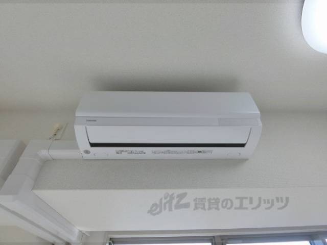 エアコン　リビング