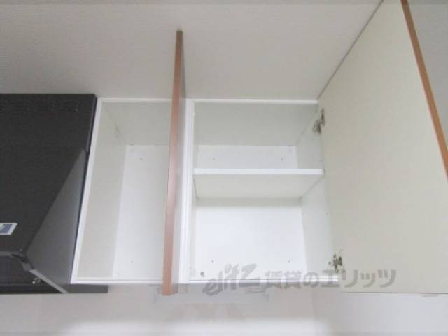 キッチン　収納上部