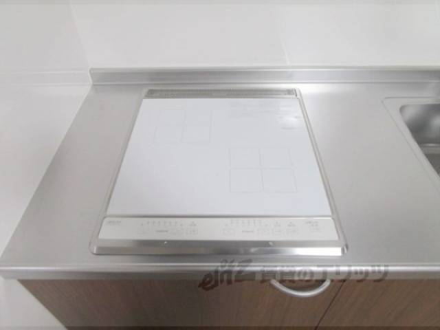 キッチン　コンロ