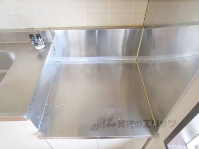 キッチン　コンロ置き場