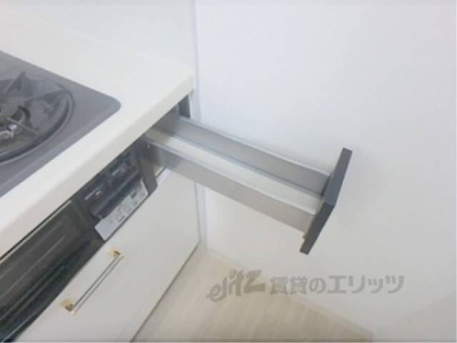 キッチン　収納下部