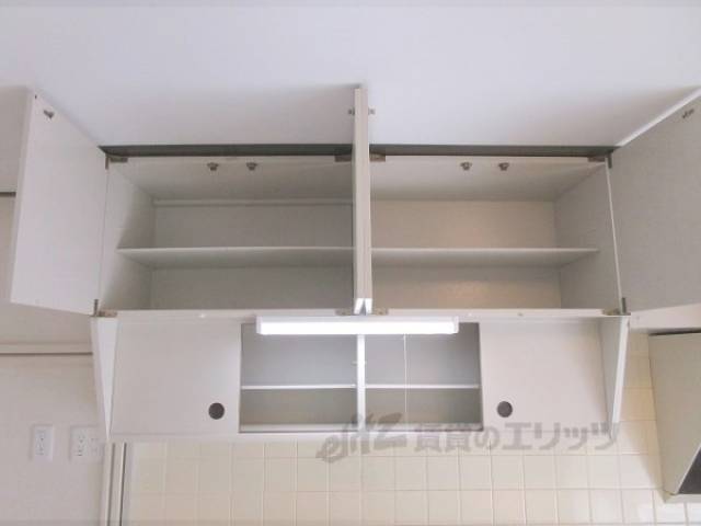 キッチン　収納
