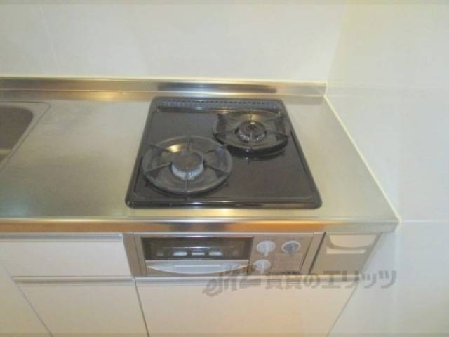 キッチン　コンロ