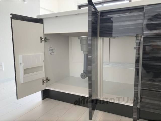 キッチン　下収納