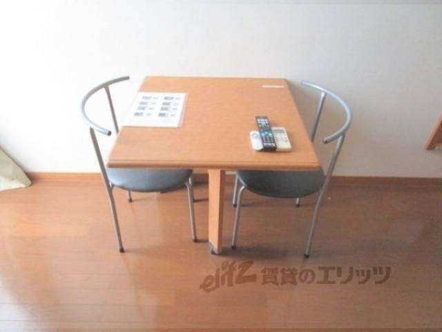 テーブル