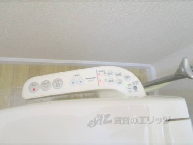 トイレ　洗浄機能付き