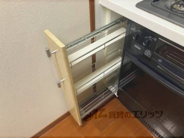 キッチン　下部収納