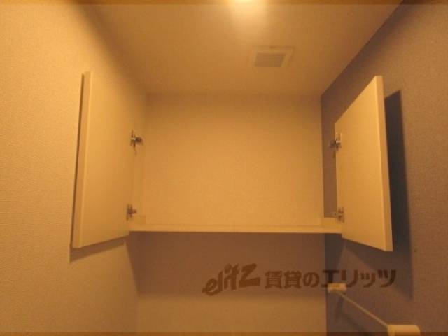 トイレ　収納