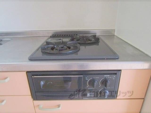 キッチン　コンロ置き場