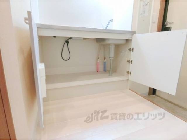 キッチン　キッチン下部収納