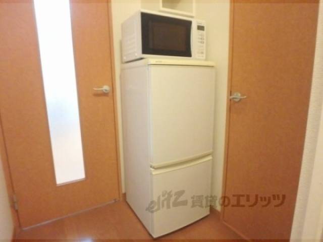 冷蔵庫置場　冷蔵庫・電子レンジ