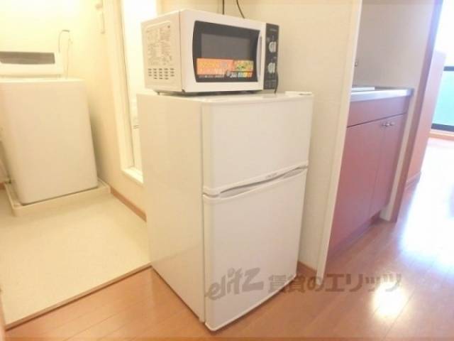 冷蔵庫置場　冷蔵庫・電子レンジ