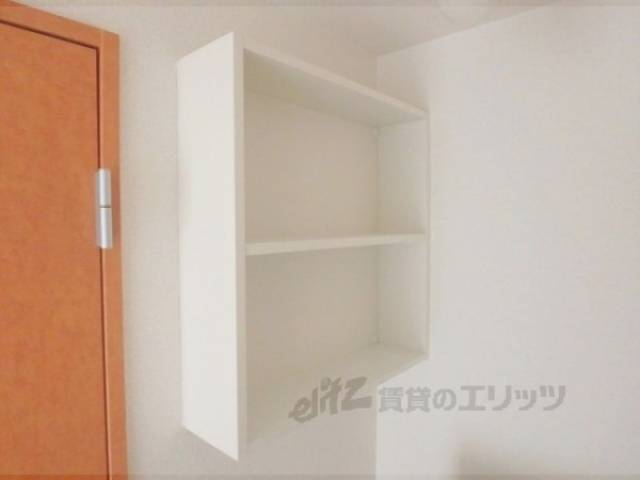 洗濯機置場　上部収納