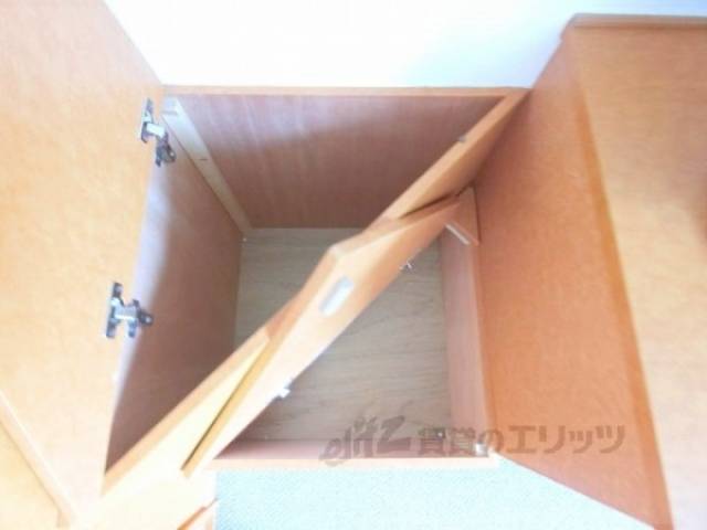 収納 ベッド階段