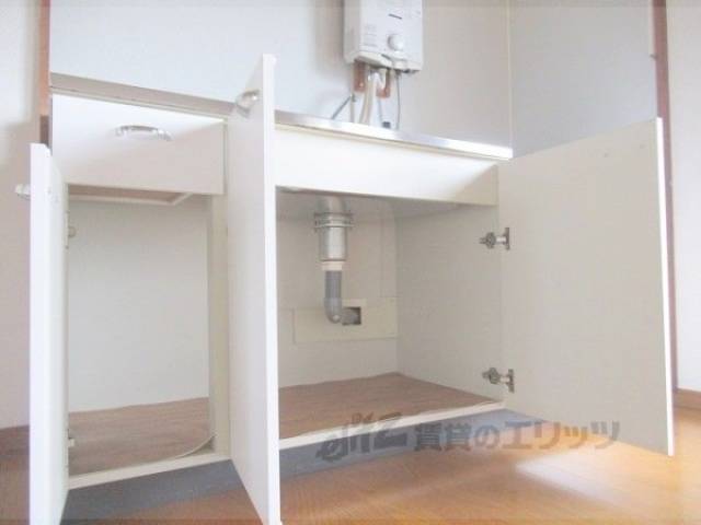 キッチン　収納