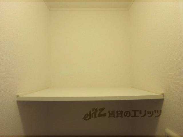 トイレ　トイレ上