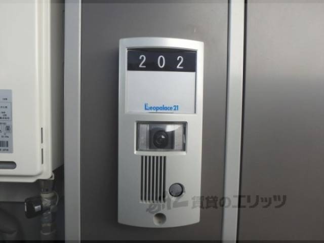 玄関　インターフォン