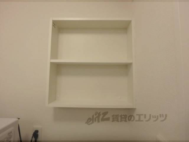 洗濯機置場　収納