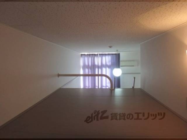 洋室　ロフト
