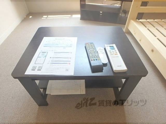 テーブル