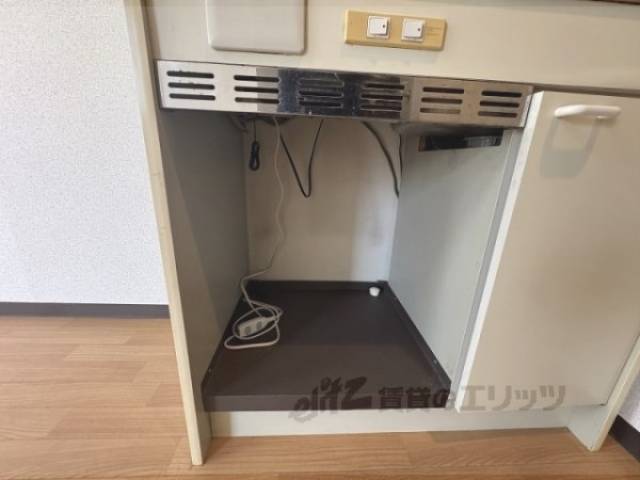 キッチン　下部収納