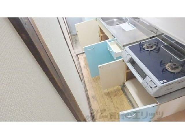 キッチン　収納下部