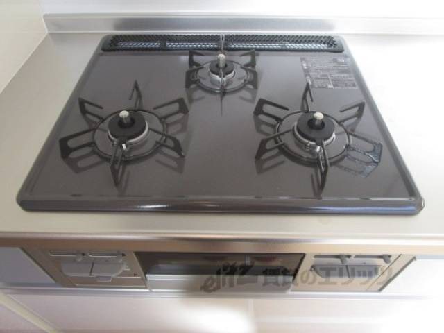 キッチン　コンロ