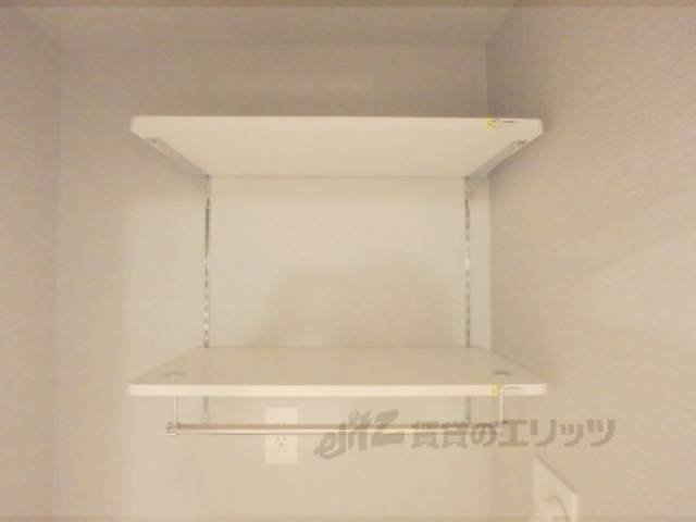 洗濯機置場　上部棚