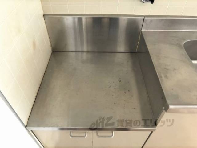 キッチン　コンロ置場