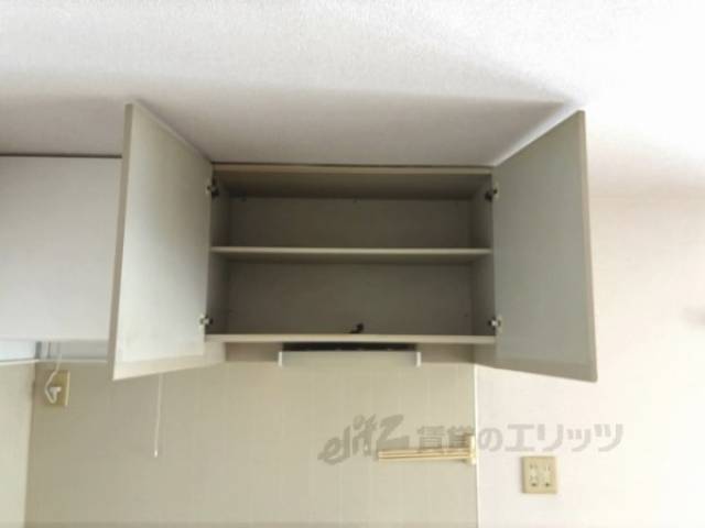 キッチン　収納