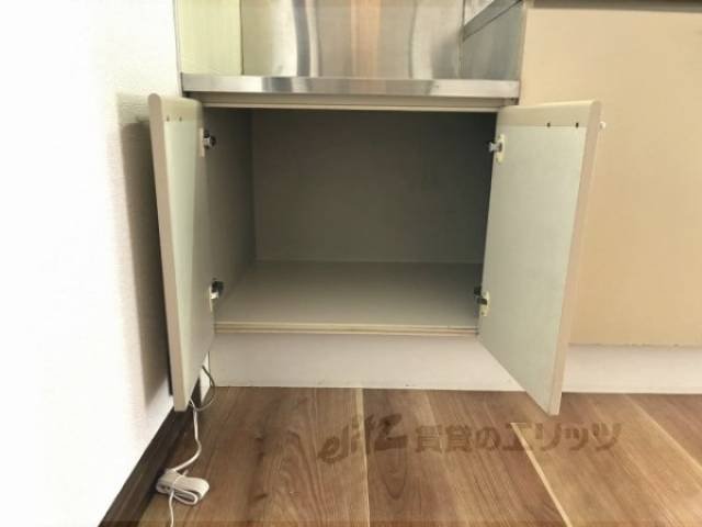キッチン　収納