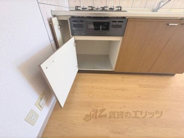 キッチン　収納