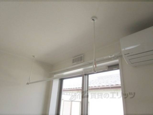 室内物干器具