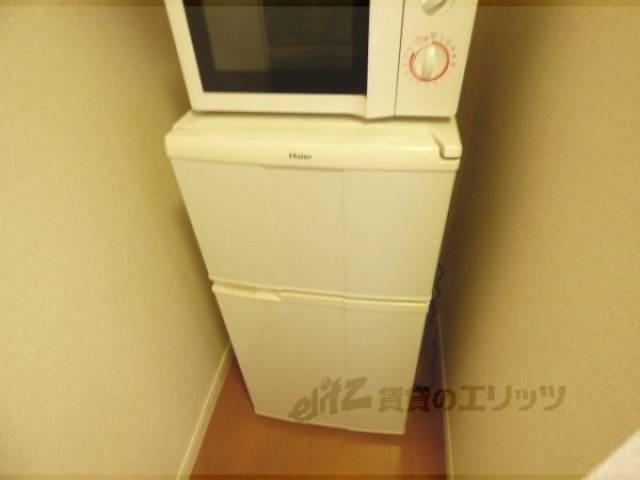 キッチン　冷蔵庫