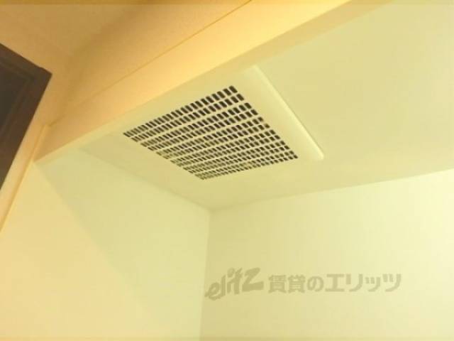 キッチン　換気扇