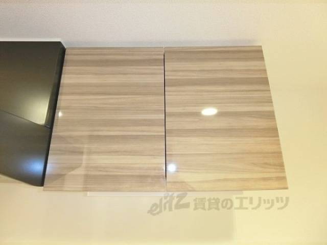 収納　キッチン台上