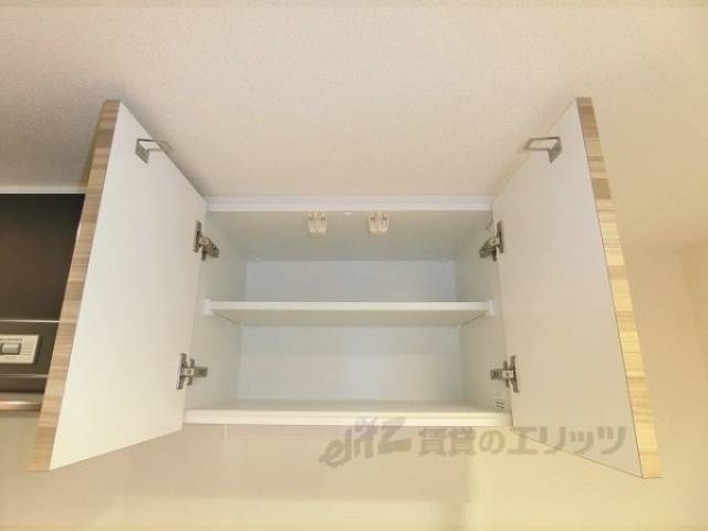 収納　キッチン台上