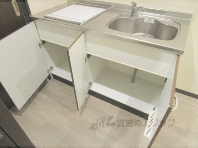 キッチン　下段収納