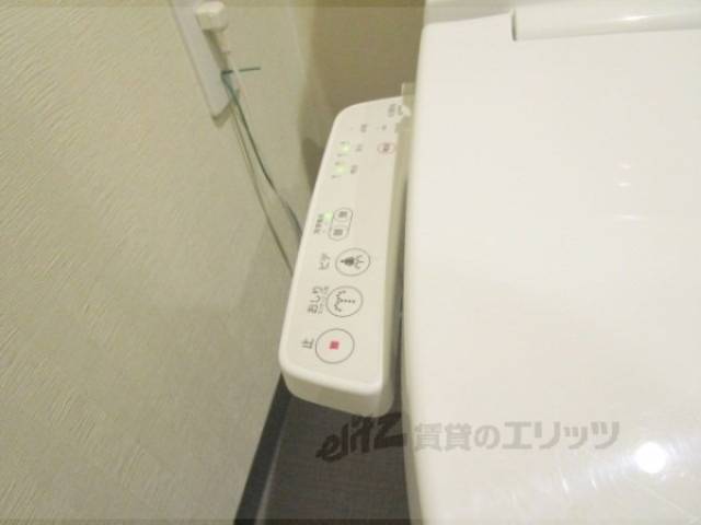 トイレ　ウォシュレット