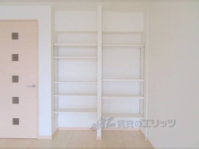 リビング　収納