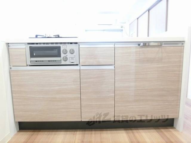 収納　キッチン台下