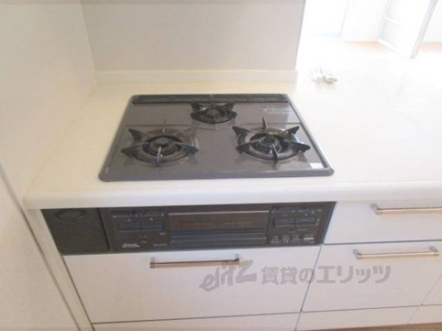 キッチン　コンロ