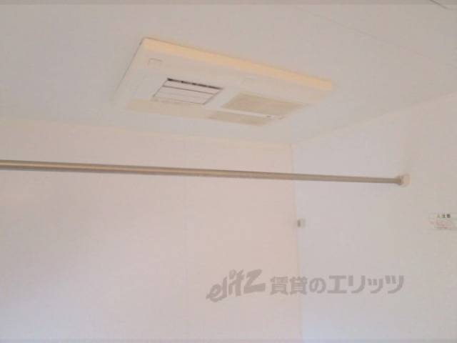 風呂　浴室物干竿