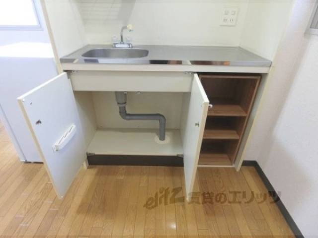 キッチン　下部収納