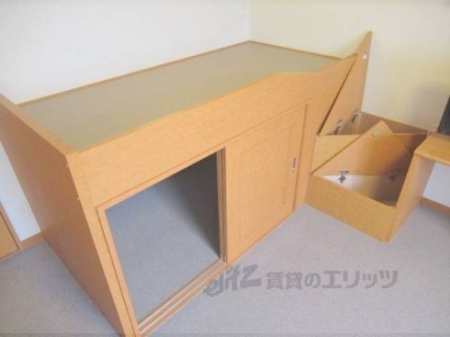ベッド
