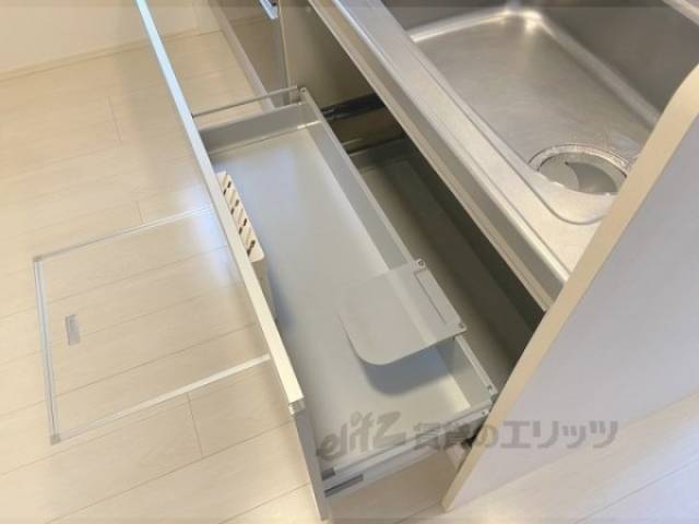 キッチン　収納