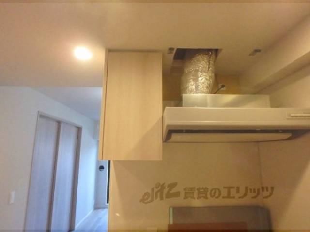 キッチン　収納上部