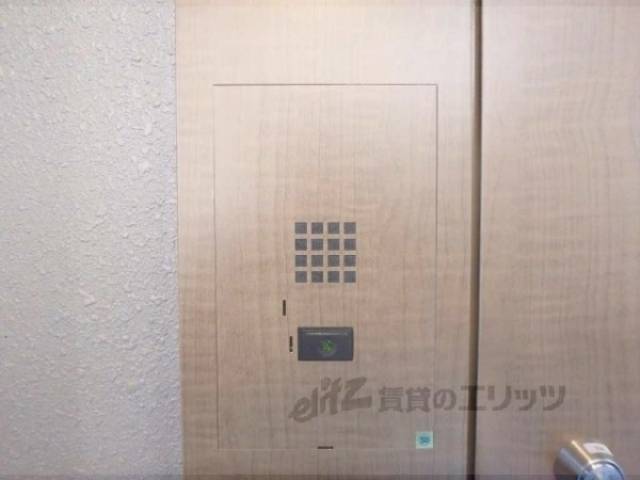 インターホン